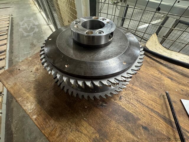 WEINIG Linie zum Verleimen und Formatieren WEINIG PowerMat 2400+ ProfiPress T 5500 HF