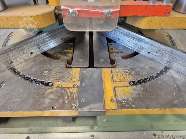 Einkopfschweißmaschine Urban AKS 3610