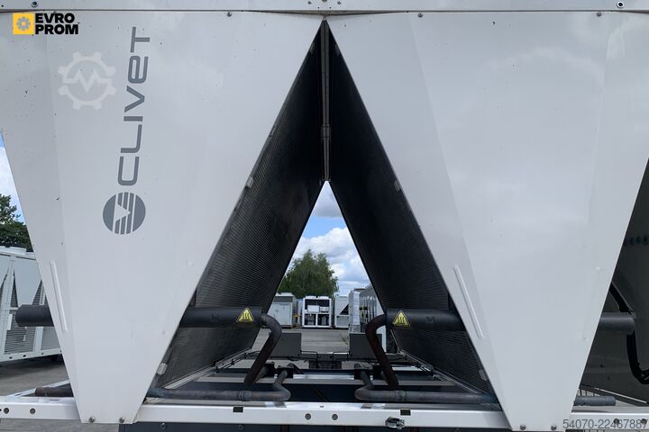 Chiller Used Industrial Chiller CLIVET - 261 kW | With warranty