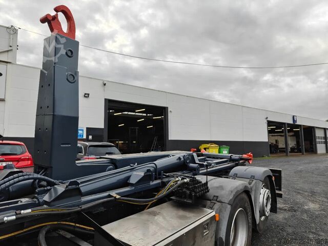 Hook arm system MAN TGX 26.400 Container Hyvalift Crane HIAB 144