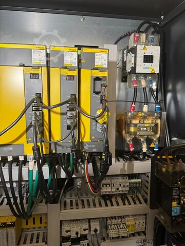 CNC turning and milling center DOOSAN PUMA 480 LM