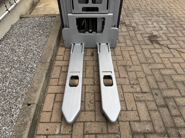 VS-22401 Electric triplex stacker Still year 2018 5016mm year 2019 STILL EXVSF14