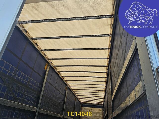 Sliding tarpaulins Schmitz Cargobull PLSC