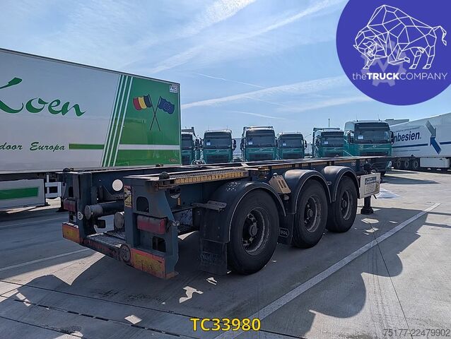 Container transportation Vanhool 30. ADR