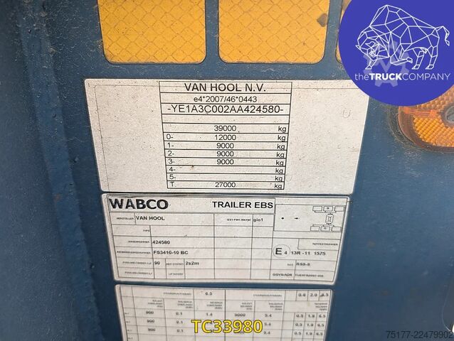 Container transportation Vanhool 30. ADR