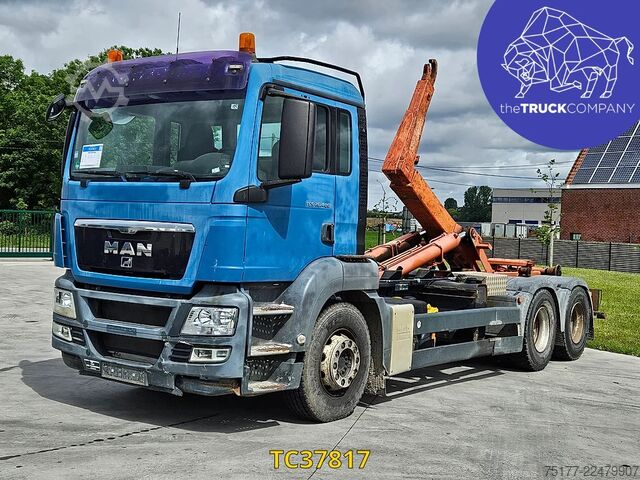 Container transportation MAN TGS 400