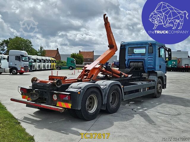 Container transportation MAN TGS 400