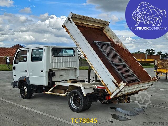 Tipper Nissan Cabstar 120cv dc benne