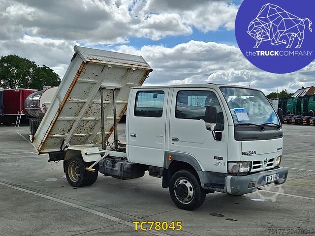 Tipper Nissan Cabstar 120cv dc benne