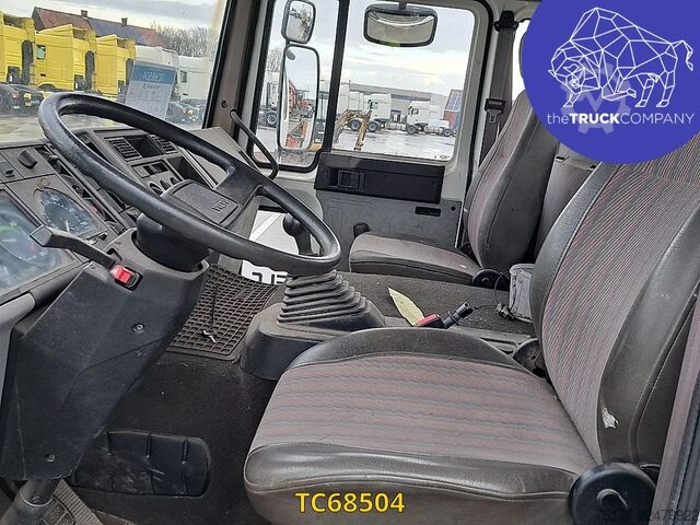 Chassis with cab Volvo FLC