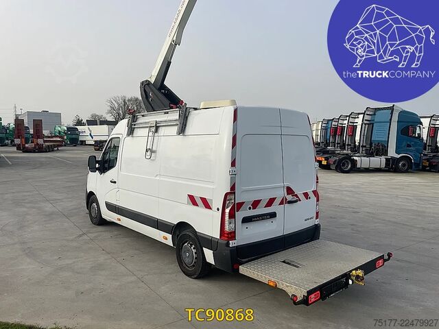 Lifting platform Renault Master 145.35 Nacelle