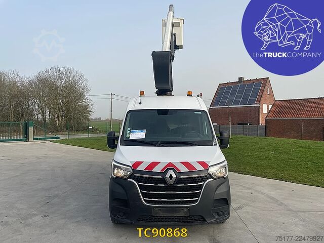 Lifting platform Renault Master 145.35 Nacelle