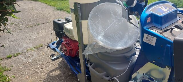 Road marking machine (never used) Graco LineLazer V 250SPS HPREDL 2-AUTO/2-TANK