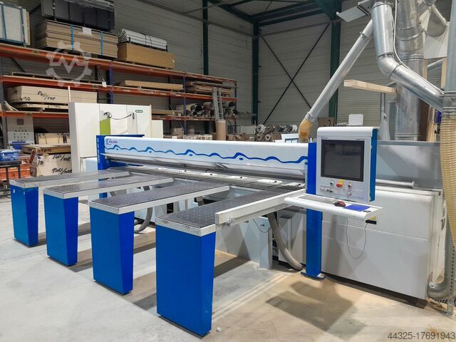 Plattensäge – Beschickung von vorne HOLZMA HPP 250R/44/44