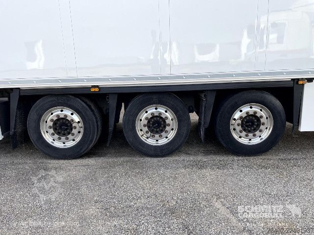 Reefer semitrailer Schmitz Cargobull Semitrailer Reefer Multitemp
