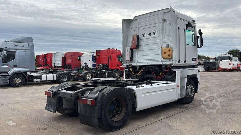 Standard-SZM Renault Magnum 440 DXI