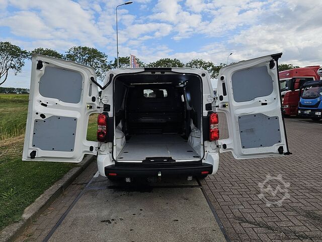 High-roof van PEUGEOT EXPERT 2.0 L3 Automaat Navi