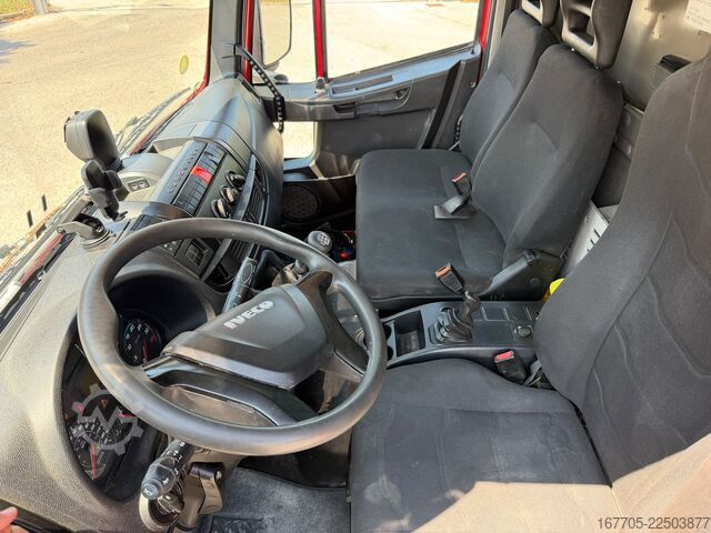 Concrete pump truck Iveco EUROCARGO 180-280