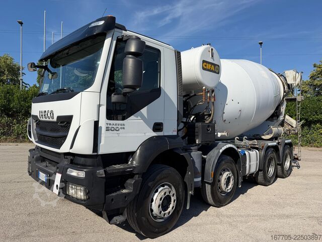 Concrete mixer truck Iveco TRAKKER 500