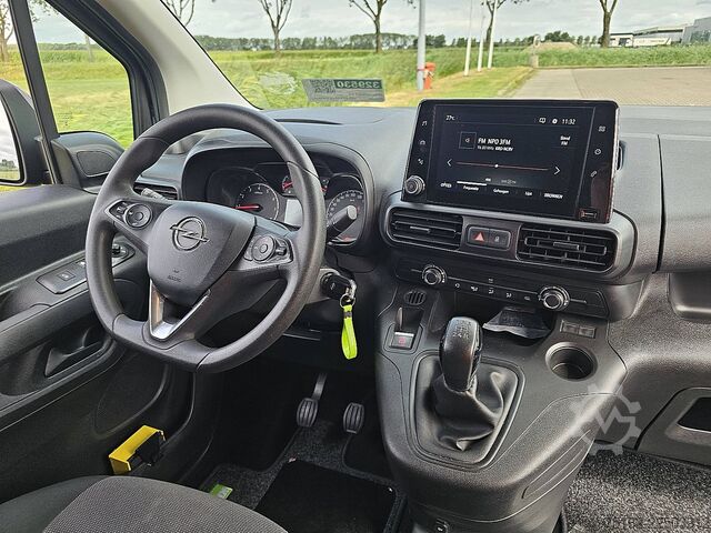 Suitcase OPEL COMBO 1.5 L1 3-ZitsNavi Euro6!