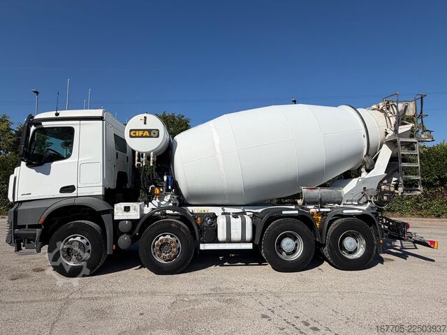 Concrete mixer truck Mercedes-Benz Arocs 4145
