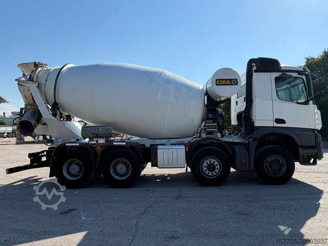 Concrete mixer truck Mercedes-Benz Arocs 4145