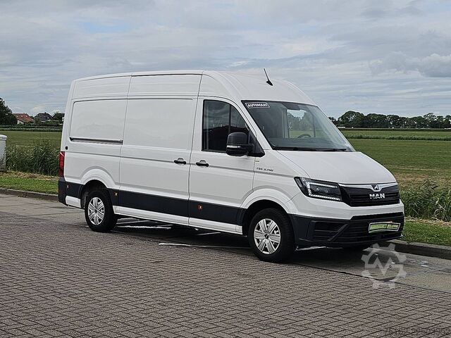 High-roof van MAN TGE 3.140