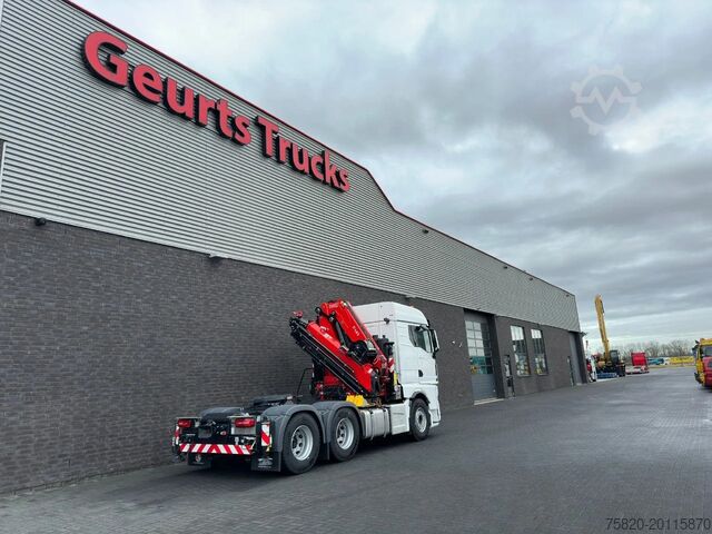 Crane truck MAN TGX 33.520 6X4 TREKKER-BAKWAGEN COMBI + FASSI F...