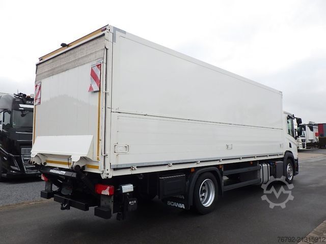 Box truck SCANIA P 280 B Getränkeko. 7,3m/Lasi/LBW/2xAHK/Vollluft