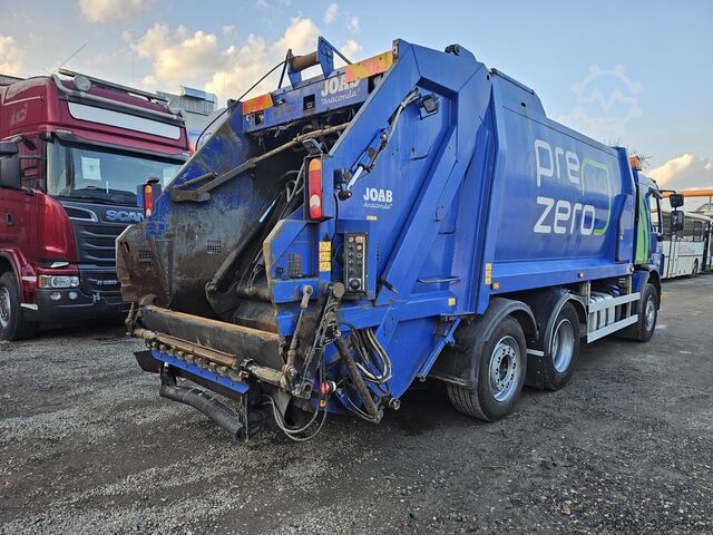 Garbage truck VOLVO FE-320 6x2 Lift/Lenk Luft/Luft JOAB Anac