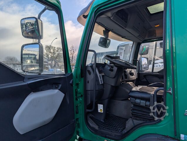Box truck Volvo FL-280 4x2 16Tons EURO5 Portaltüren