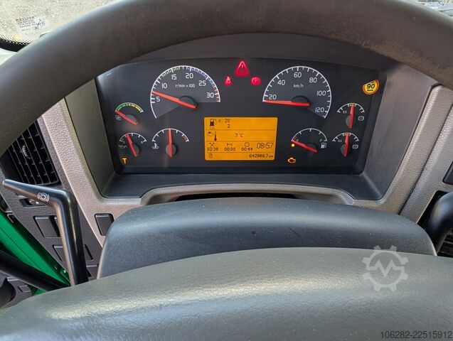 Box truck Volvo FL-280 4x2 16Tons EURO5 Portaltüren