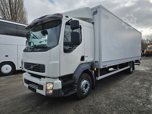 Box truck Volvo FL240 4x2 Ladeborwand