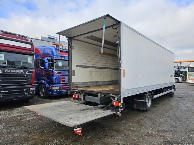 Box truck Volvo FL240 4x2 Ladeborwand