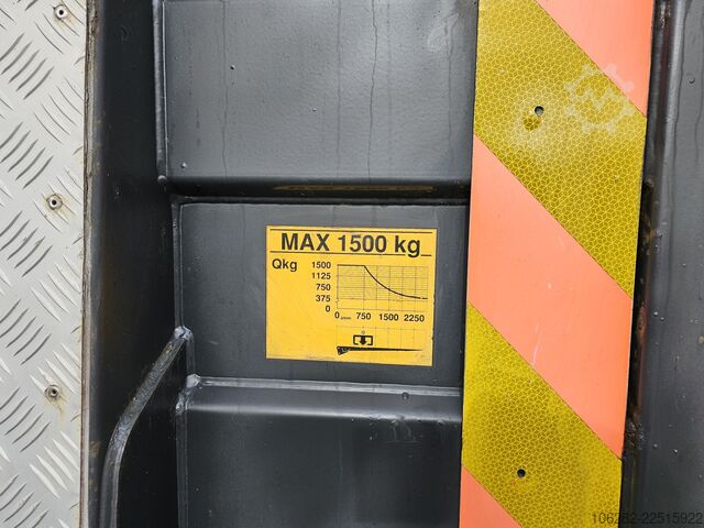 Box truck Volvo FL240 4x2 Ladeborwand