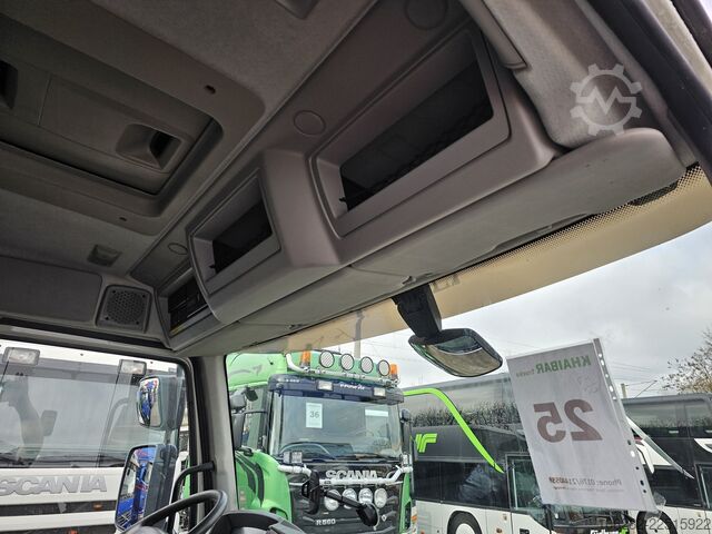 Box truck Volvo FL240 4x2 Ladeborwand