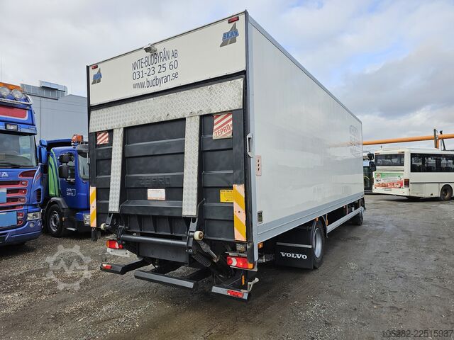 Box truck Volvo FL 240 4x2 14Tons Hebebühne Blatt/Luft