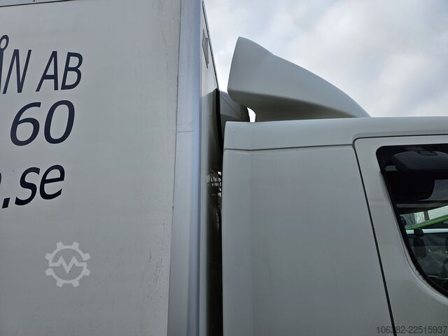 Box truck Volvo FL 240 4x2 14Tons Hebebühne Blatt/Luft