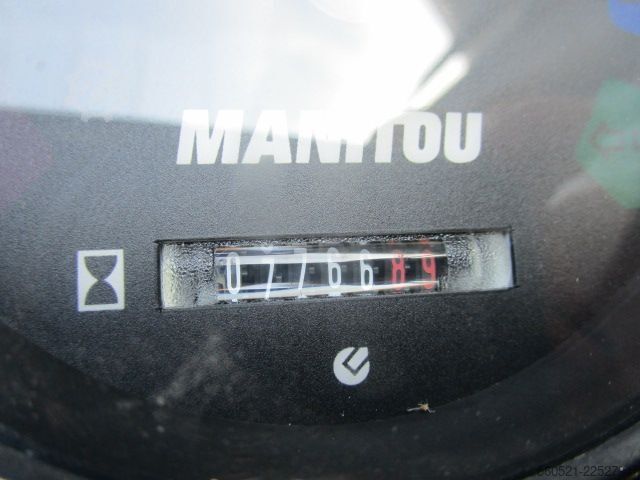 Dieselstapler Manitou M30-4 Triplex 5,5m + 4x4 -Seitenschieber