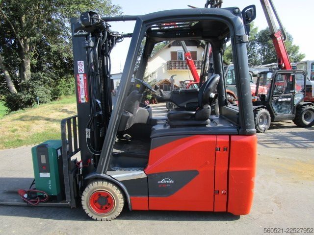 Elektro 3 Rad-Stapler Linde E16H-02 - Triplex 4,6m + Seitenschieber