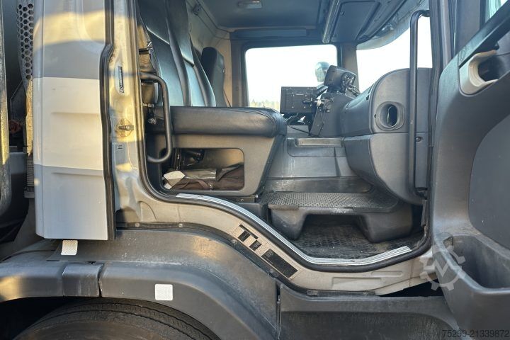 Garbage truck Scania P320 LB6x2*4 Ochsner / Swiss-Vehicle