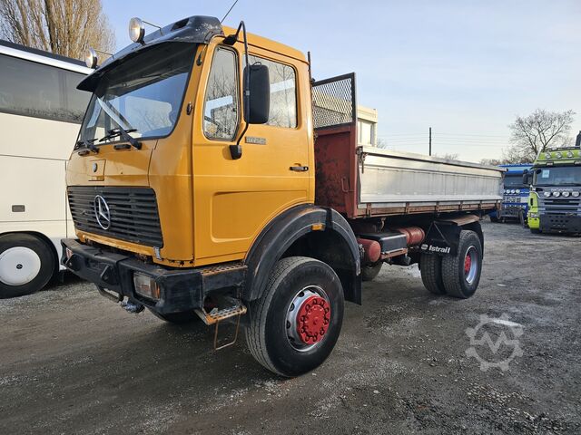 Three-sided tipper truck Mercedes-Benz 1719 AK 4x4 V6 Steel/Steel Manuell Dreis