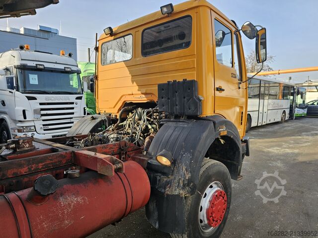 Three-sided tipper truck Mercedes-Benz 1719 AK 4x4 V6 Steel/Steel Manuell Dreis