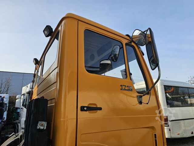 Three-sided tipper truck Mercedes-Benz 1719 AK 4x4 V6 Steel/Steel Manuell Dreis