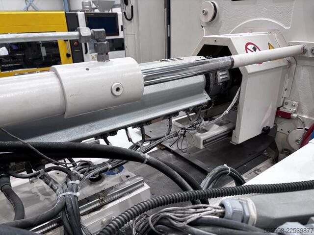 Spritzgießmaschine KraussMaffei PX 120-250