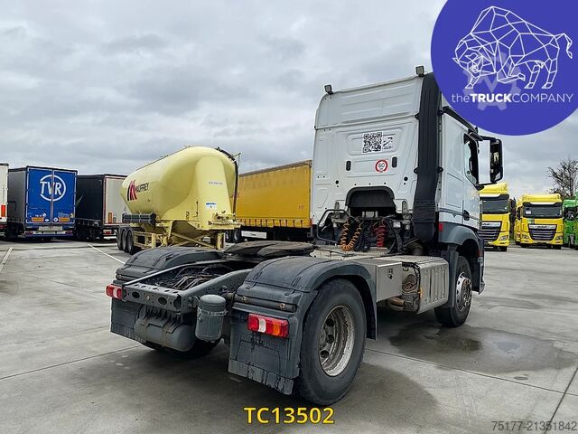 Standard-SZM Mercedes-Benz Arocs 1943