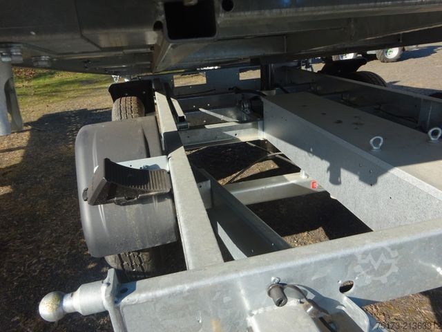 Dreiseitenkipper Anhänger STEMA TRIUS SHDK .2 100 KMH 3-Seiten-Kipper