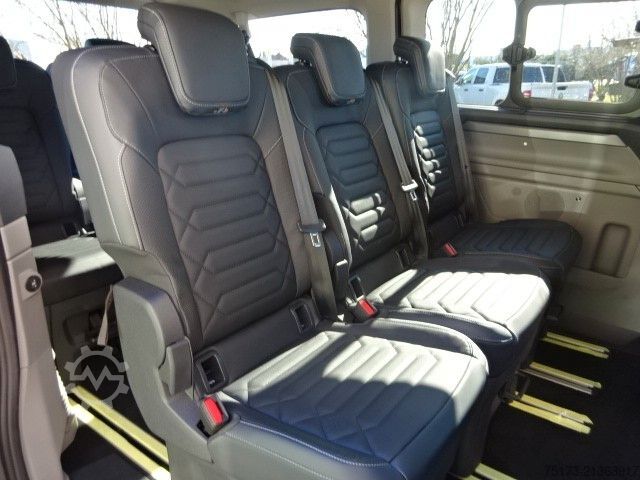 Minibus FORD Tourneo Custom 340L1 Titanium X 2.5L PHEV 360Kam