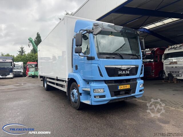 Koffer MAN TGM Gesloten Bak met Dhollandia laadklep