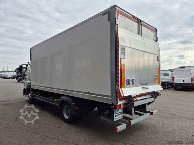 LKW mit Kofferaufbau Mercedes-Benz Atego